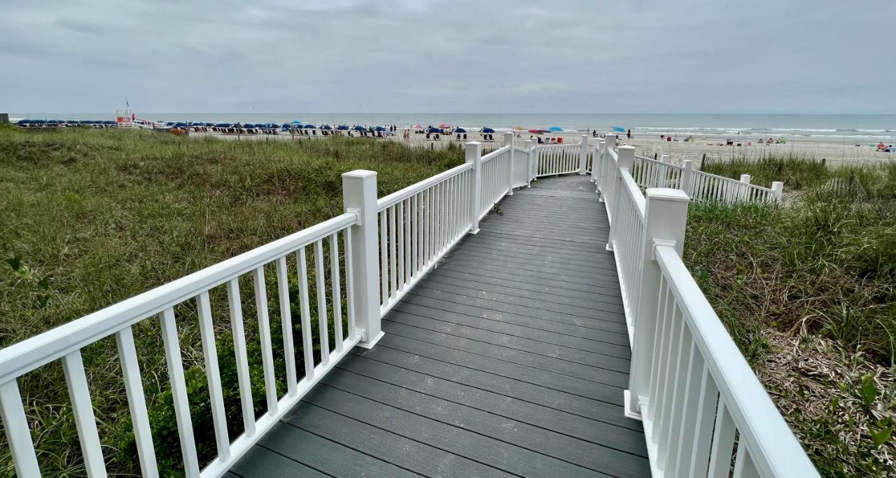 Oceanview Condo With Pool, Hot Tub, Balcony, Right On The Beach Myrtle Beach Exterior foto
