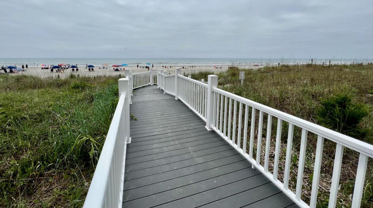 Oceanview Condo With Pool, Hot Tub, Balcony, Right On The Beach Myrtle Beach Exterior foto